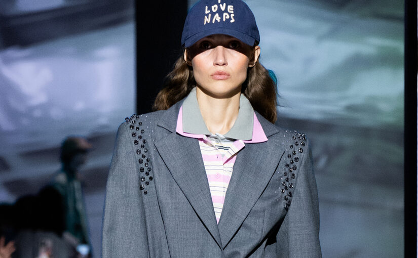 Preppy reinterpretiran na Answear RUNWAY SS26 – inteligentna nonšalancija otvara novu sezonu